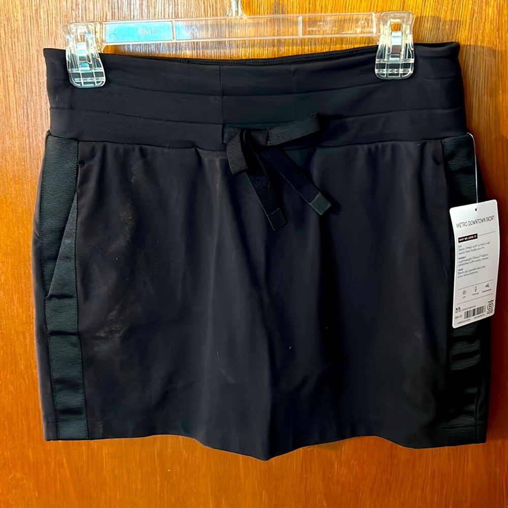 Athleta Metro Downtown Skort